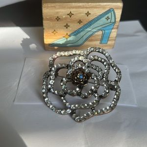 Vintage Brass Blinks Rhinestone Rose Pin Brooch